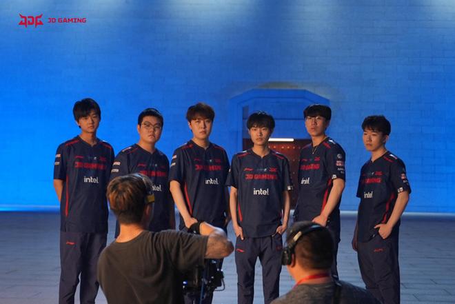 向未来的鸣 向未来的鸣