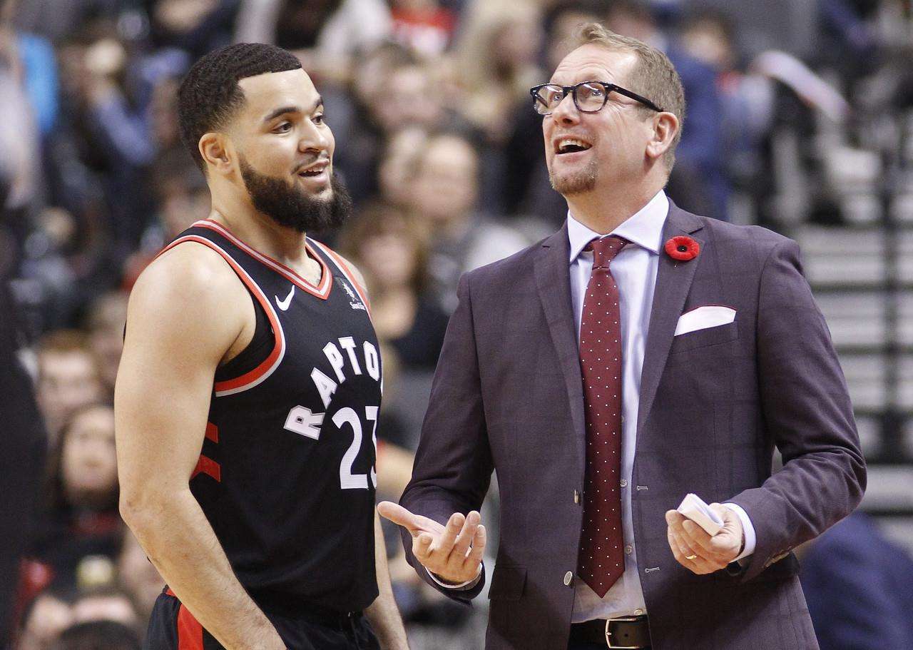 更衣室领导 更衣室领导